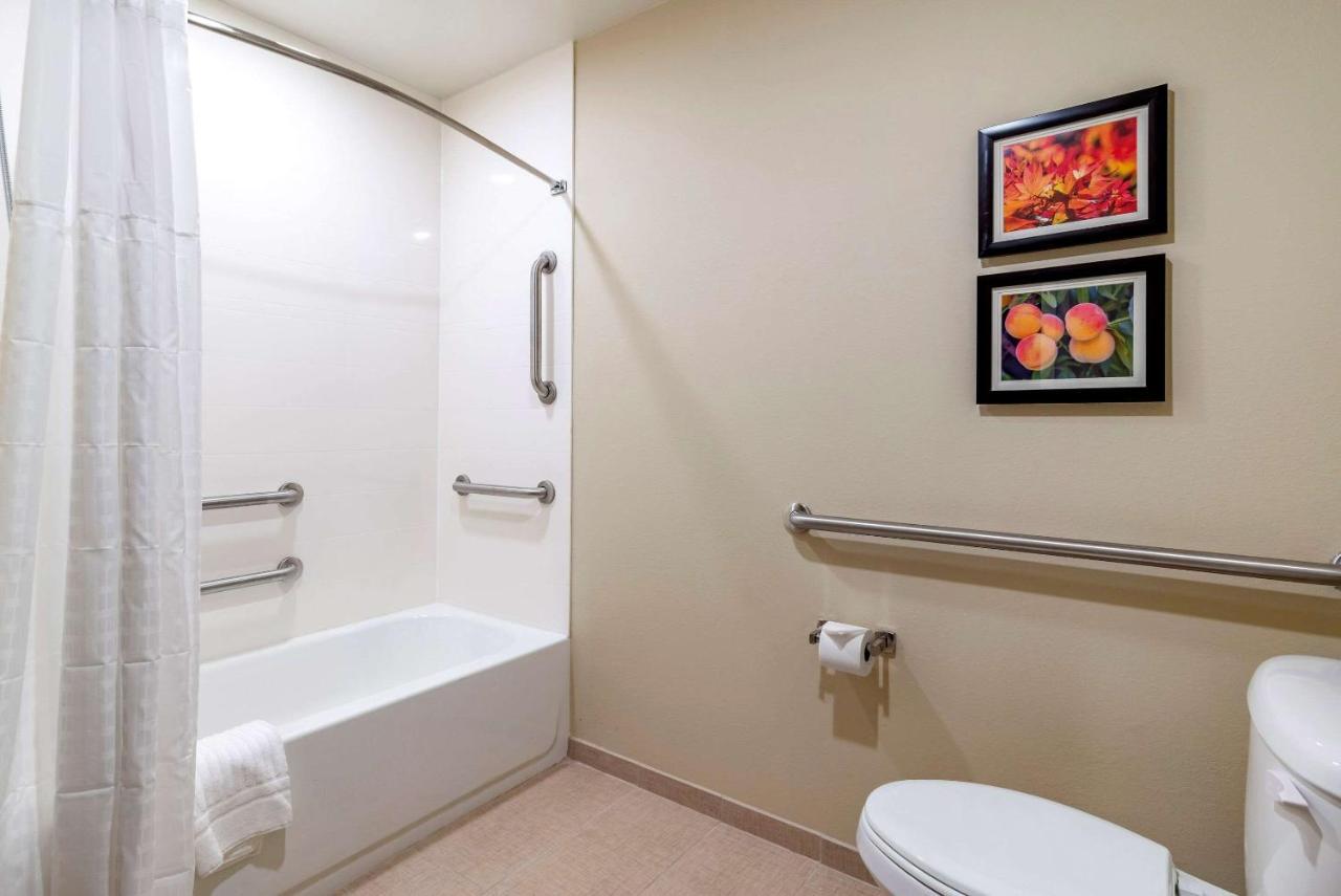 Comfort Suites Newnan Buitenkant foto