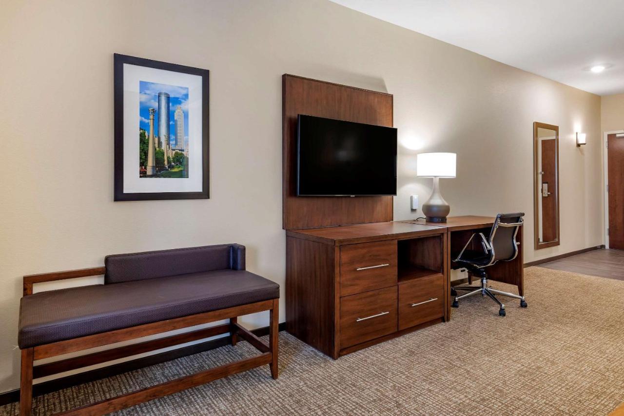 Comfort Suites Newnan Buitenkant foto