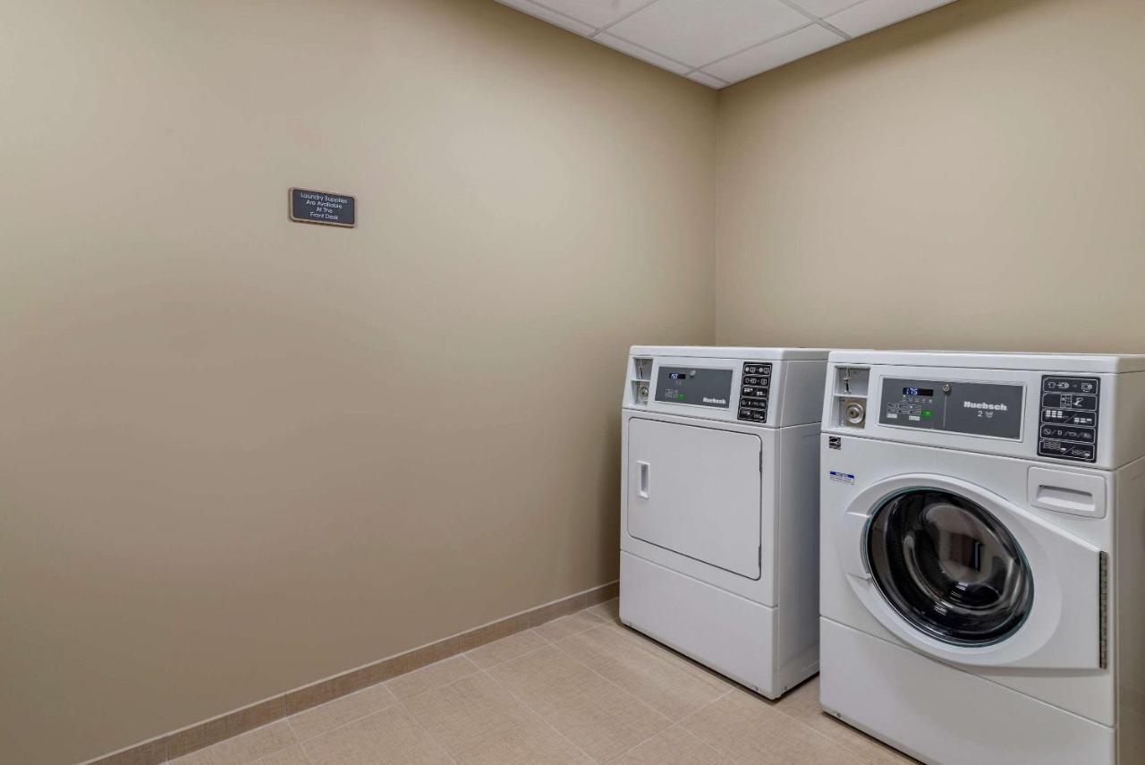 Comfort Suites Newnan Buitenkant foto
