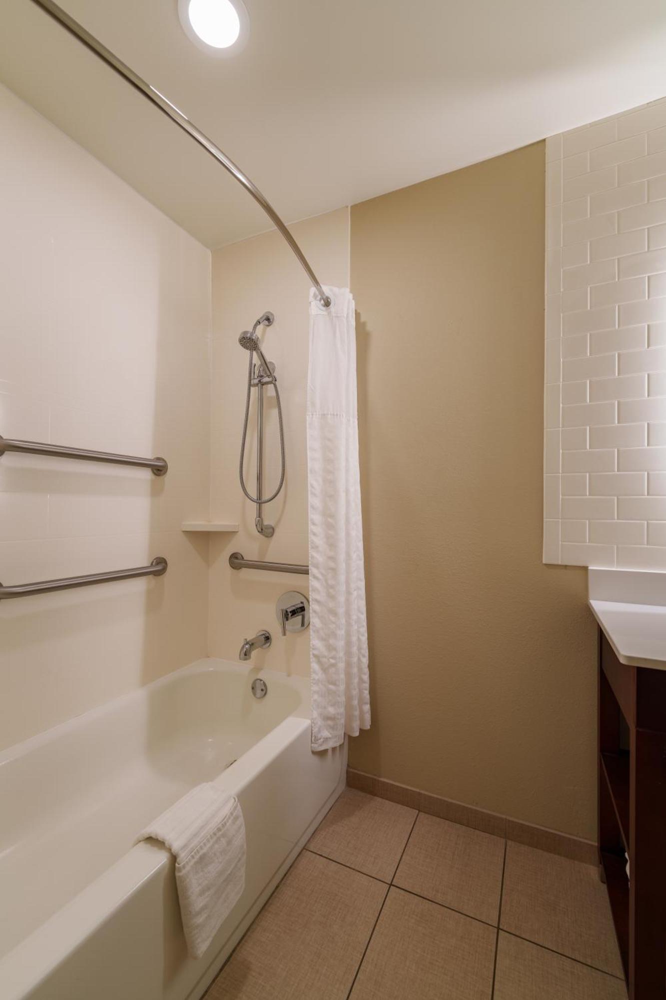 Comfort Suites Newnan Buitenkant foto